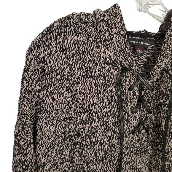 Rock & Republic Sz XL Sweater Hoodie Soft Knit Lace-up Front Pullover Hi Low Hem - Picture 4 of 6